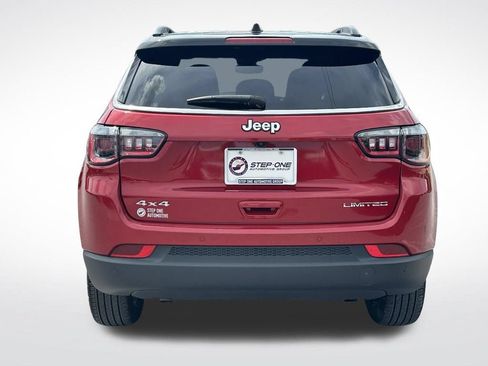 Used 2025 Jeep Compass Limited AWD/4WD image 5