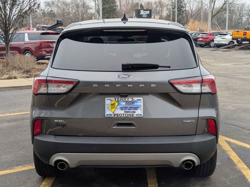Used 2022 Ford Escape SEL image 4