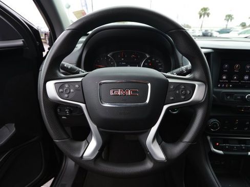 Used 2024 GMC Terrain SLE image 11