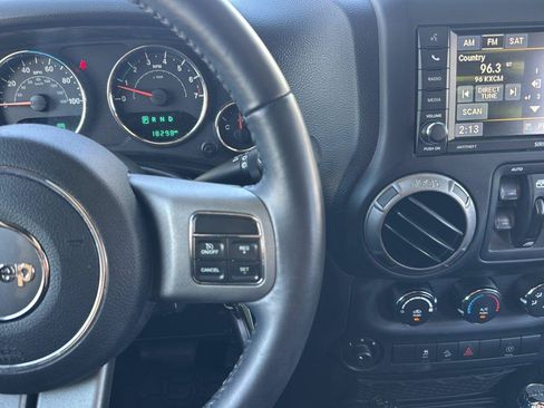 Used 2017 Jeep Wrangler Unlimited Sport AWD/4WD image 19