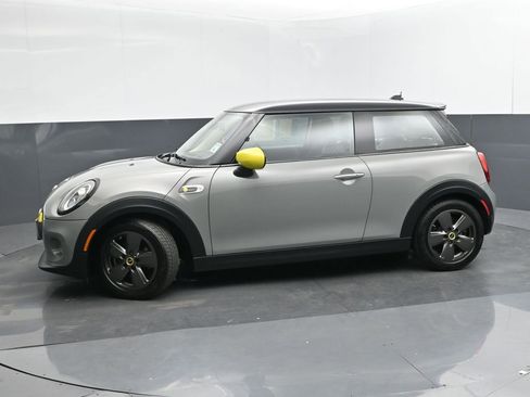 Used 2020 MINI Cooper SE w/ 6.5" Touchscreen Package image 2