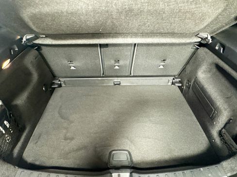 Certified 2025 Mercedes-Benz GLA 250 4MATIC image 25