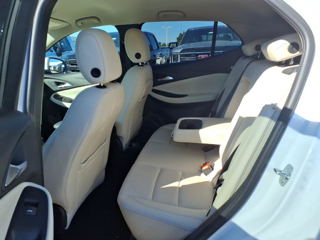 Used 2020 Buick Encore GX Essence AWD/4WD image 9