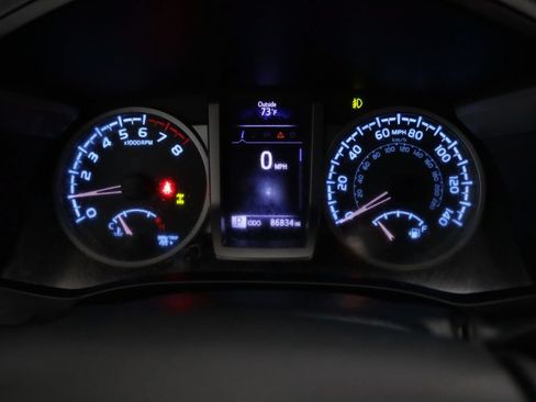 Used 2019 Toyota Tacoma SR5 AWD/4WD image 21