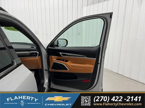Used 2025 Kia Telluride EX X-Line AWD/4WD image 14