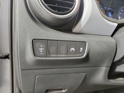 Used 2021 Hyundai Kona SE FWD image 13