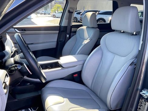 Used 2025 Hyundai Palisade SEL FWD image 22