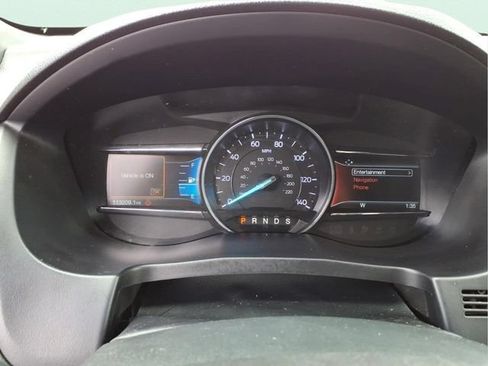 Used 2019 Ford Explorer Limited w/ Ford Safe & Smart Package AWD/4WD image 19