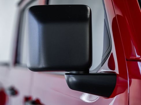 New 2025 Jeep Gladiator Sport image 14