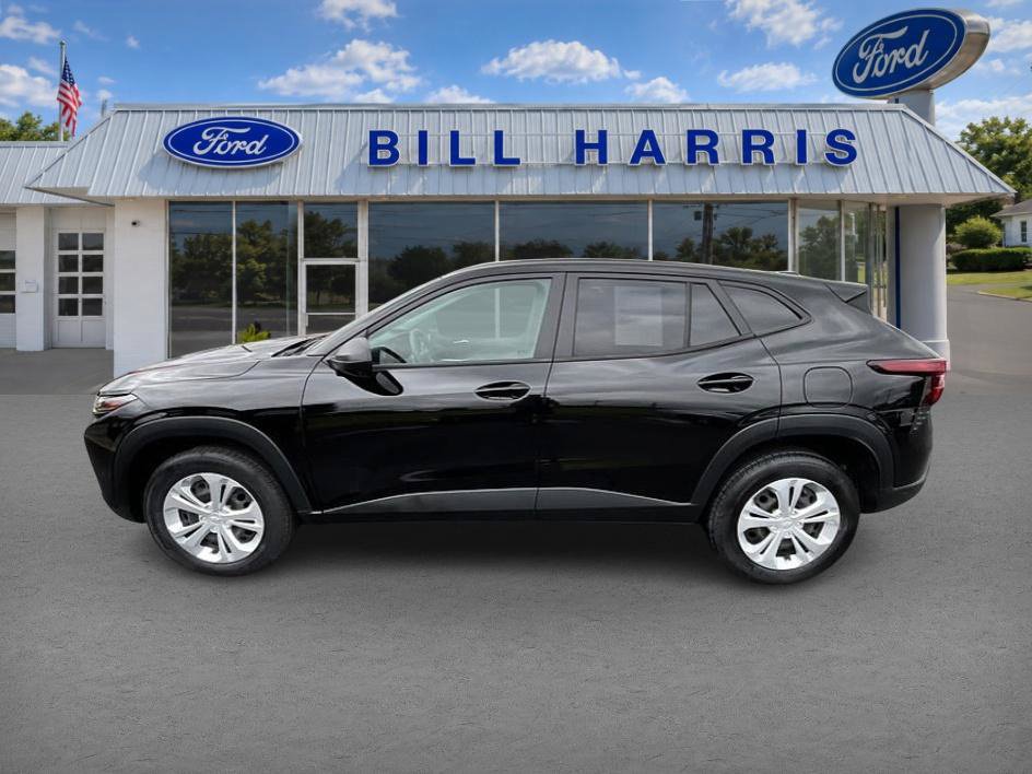 Used 2025 Chevrolet Trax LS w/ Driver Confidence Package FWD image 10