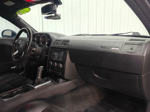 Used 2010 Dodge Challenger SRT8 w/ SRT Option Group II RWD image 27