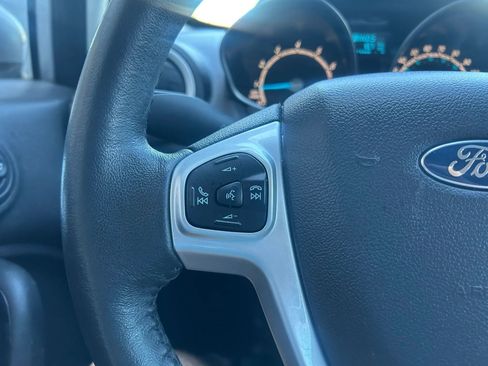 Used 2015 Ford Fiesta SE FWD image 6