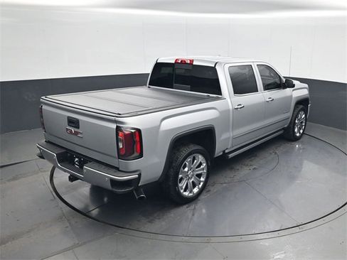 Used 2018 GMC Sierra 1500 Denali w/ Denali Ultimate Package image 17