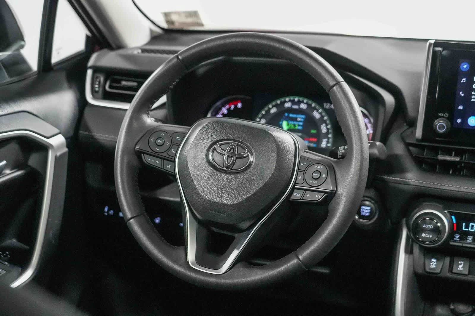 Certified 2023 Toyota RAV4 XLE w/ Convenience Package FWD image 16