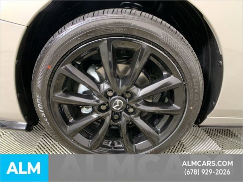 Certified 2025 MAZDA MAZDA3 Hatchback w/Premium Plus Pkg image 11