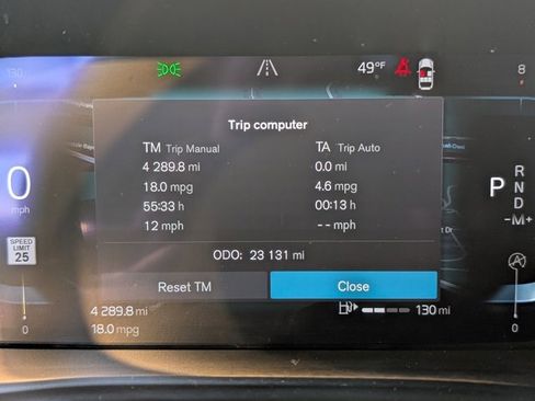 Used 2023 Volvo XC40 B5 Plus w/ Protection Package Premier image 19