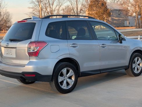Used 2016 Subaru Forester 2.5i Premium w/ All-Weather Package image 5