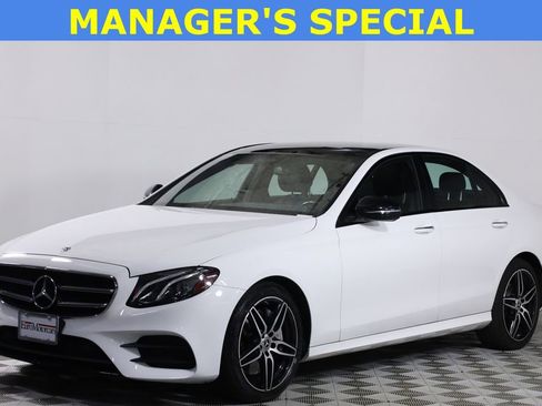 Certified 2019 Mercedes-Benz E 300 4MATIC image 3