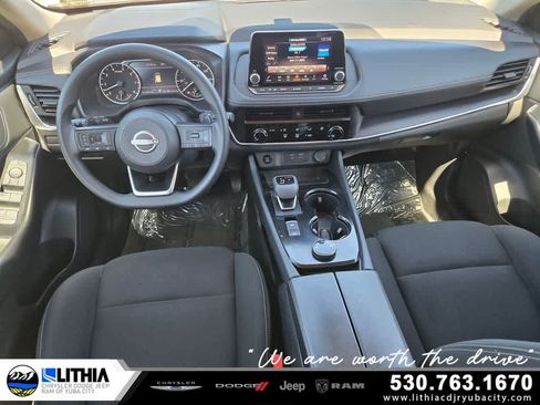 Used 2024 Nissan Rogue S AWD/4WD image 1