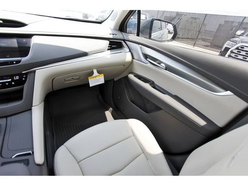 New 2026 Cadillac XT5 Premium Luxury w/ Driver Assist Package FWD image 10