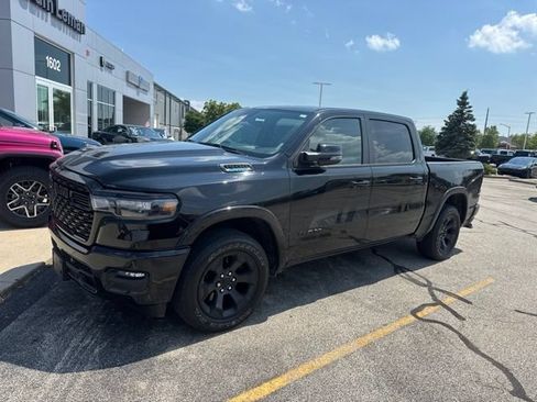 Used 2025 RAM 1500 Big Horn AWD/4WD image 3