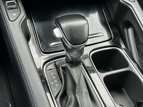 Used 2022 Kia Telluride EX w/ EX Premium Package FWD image 20