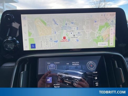 Used 2024 Lexus LX 600 F Sport image 35