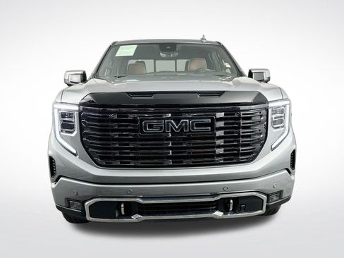 Used 2025 GMC Sierra 1500 Denali Ultimate AWD/4WD image 2