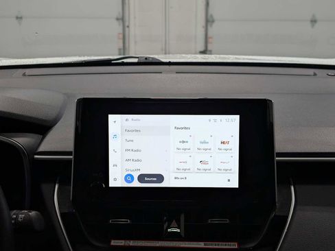 Used 2024 Toyota Corolla Cross XSE image 21