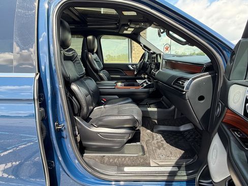 Used 2020 Lincoln Navigator Reserve w/ Luxury Package AWD/4WD image 34