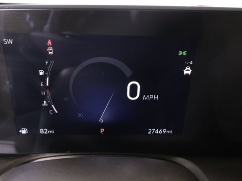 Used 2025 Buick Encore GX Sport Touring w/ Comfort Package FWD image 4