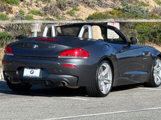 Used 2015 BMW Z4 sDrive35is video 2