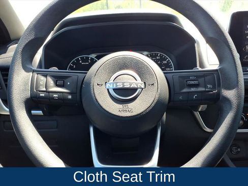 Used 2024 Nissan Rogue S image 11