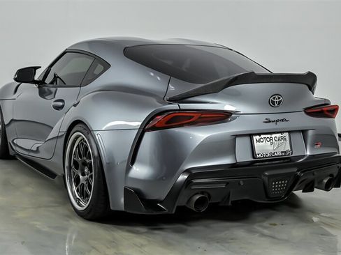 Used 2021 Toyota Supra RWD image 8