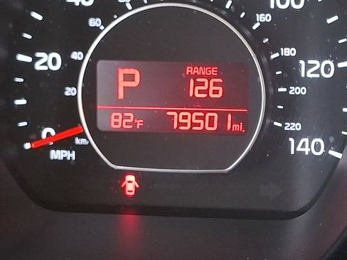 Used 2016 Kia Soul Base image 18