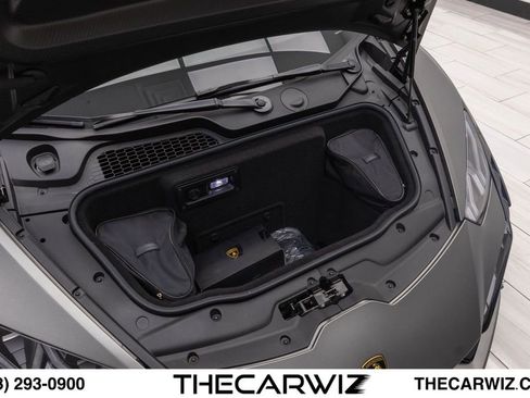 Used 2023 Lamborghini Huracan Tecnica RWD image 96