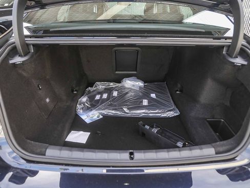 New 2026 BMW 750e xDrive w/ Premium Package image 22