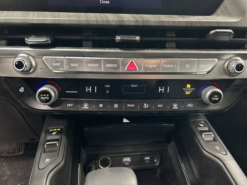 New 2025 Kia Telluride EX image 19