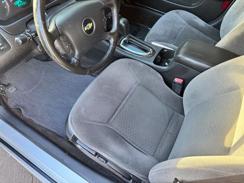 Used 2012 Chevrolet Impala LT image 11
