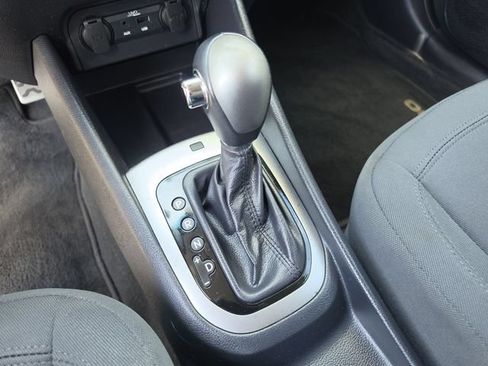 Used 2012 Kia Rio SX FWD image 34