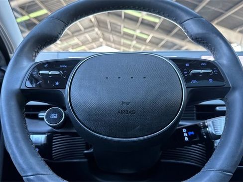 Used 2023 Hyundai Ioniq 5 Limited image 34