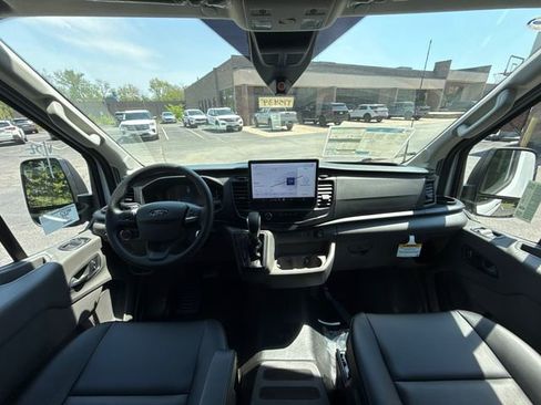 New 2026 Ford Transit 250 148 High Roof RWD image 16