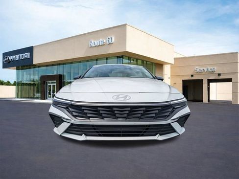 Certified 2026 Hyundai Elantra Sport FWD image 8