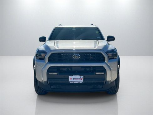 Used 2025 Toyota 4Runner TRD Off-Road Premium image 2