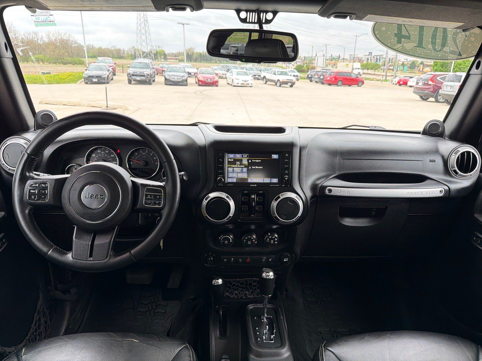 Used 2014 Jeep Wrangler Unlimited Rubicon w/ Connectivity Group AWD/4WD image 20