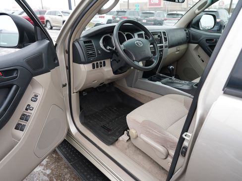 Used 2003 Toyota 4Runner SR5 image 13