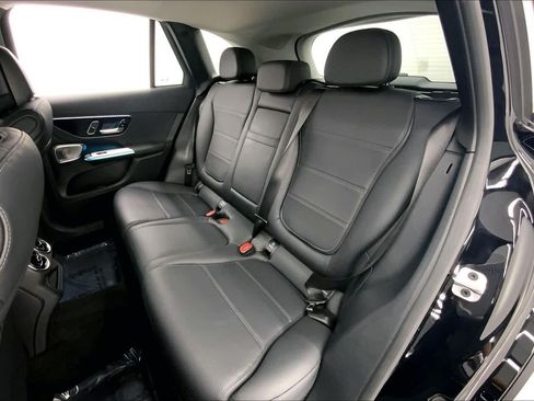 Certified 2023 Mercedes-Benz GLC 300 image 18