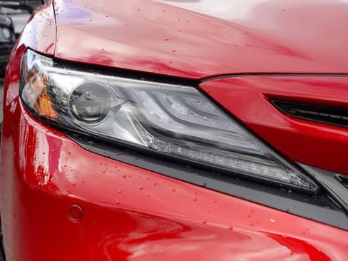 Used 2023 Toyota Camry XSE image 3