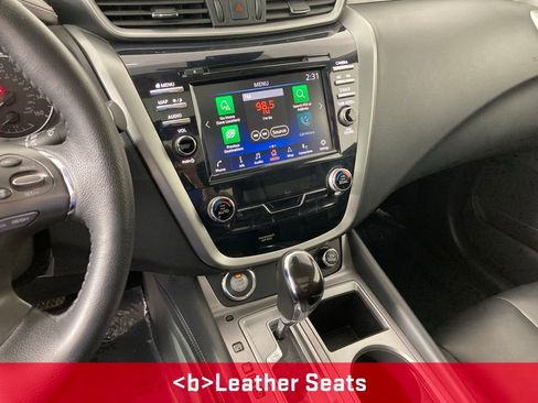 Used 2024 Nissan Murano SV image 2