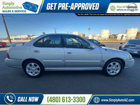 Used 2006 Nissan Sentra SE-R w/ (J01) Sunroof Pkg FWD image 7